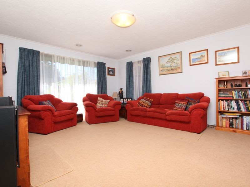 4 Tannabar Place, Isabella Plains ACT 2905