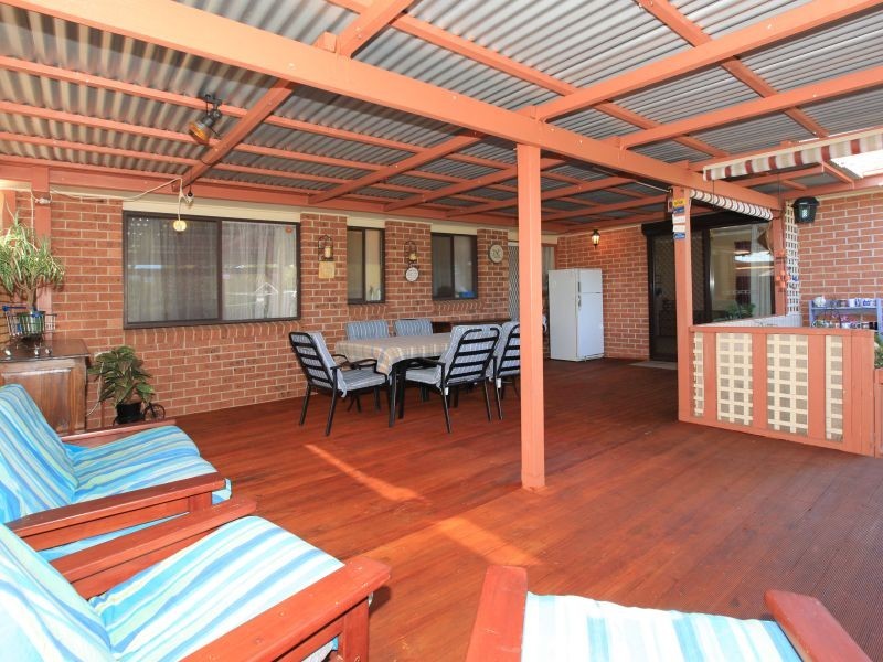 4 Tannabar Place, Isabella Plains ACT 2905