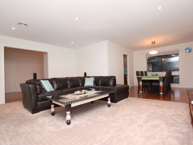 19 Ingram Street, Gowrie ACT 2904