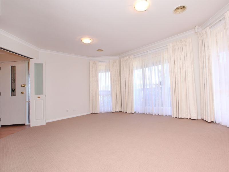 14 James Smith Circuit, Conder ACT 2906