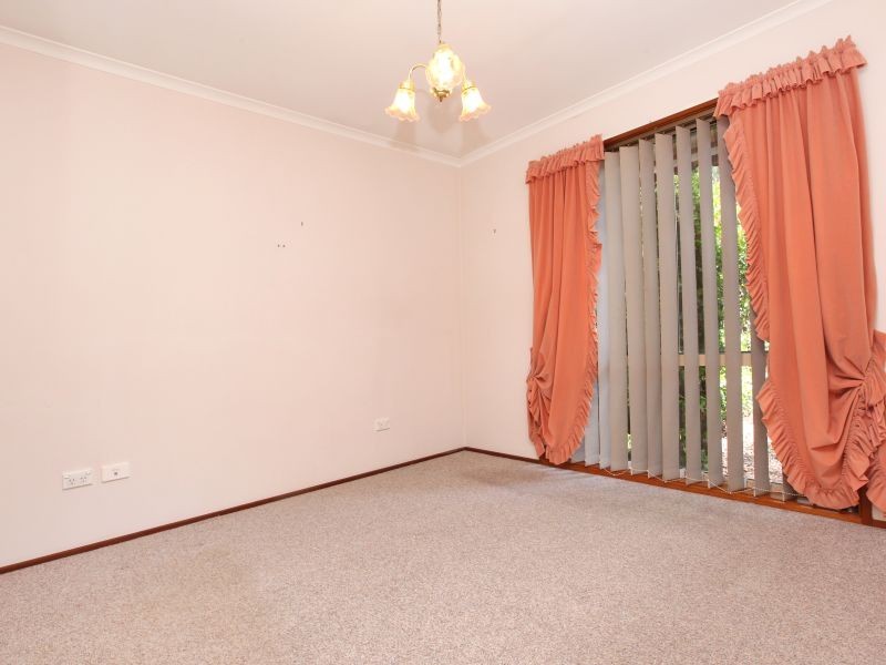 18 Tumbleton Place, Isabella Plains ACT 2905