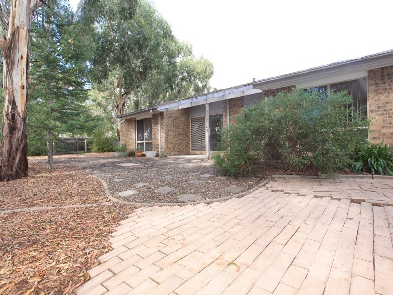 18 Tumbleton Place, Isabella Plains ACT 2905