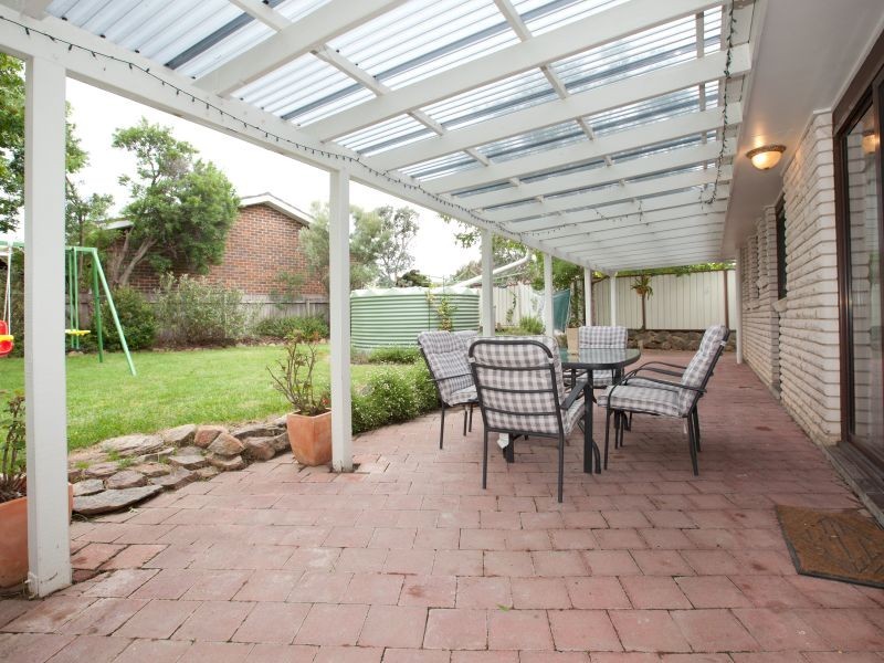 13 Deamer Crescent, Chisholm ACT 2905