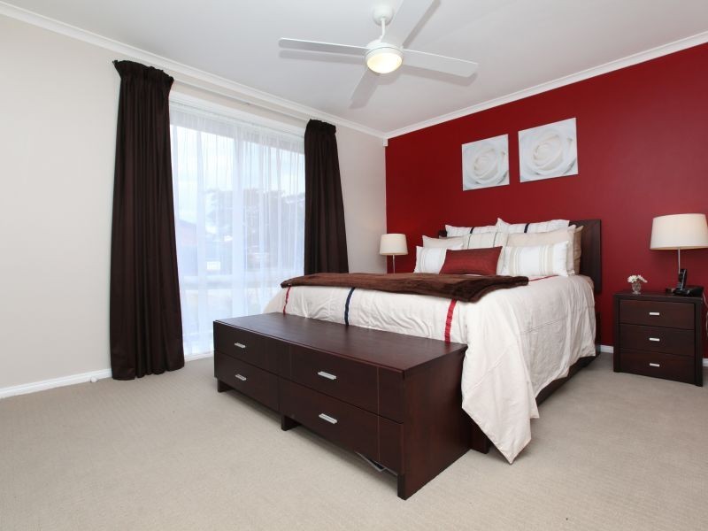 7 Ironbark Crescent, Banks ACT 2906