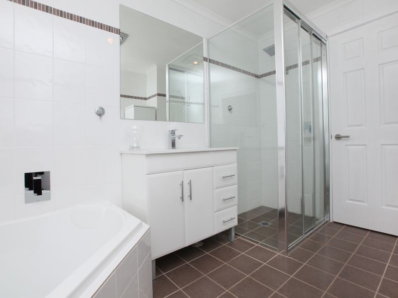 7 Ironbark Crescent, Banks ACT 2906