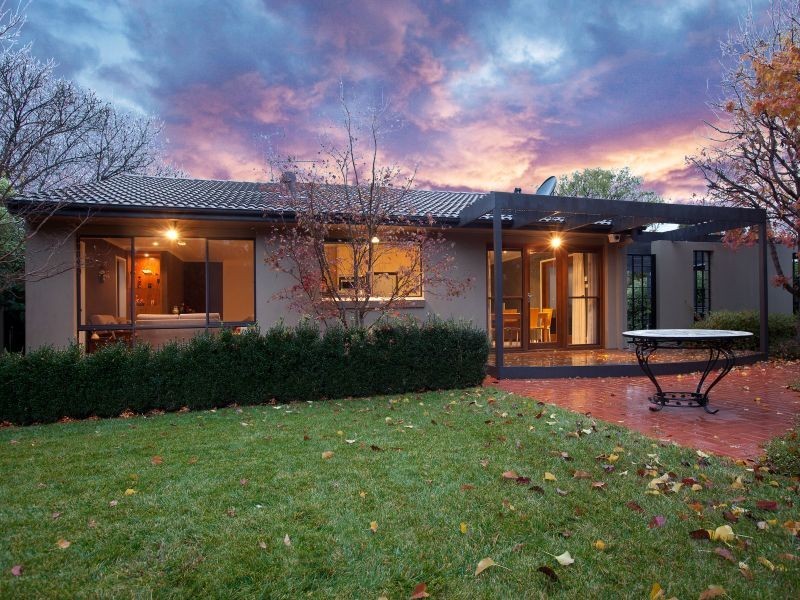 18 Payne Place, Fadden ACT 2904