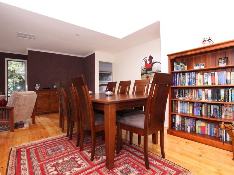 18 Payne Place, Fadden ACT 2904
