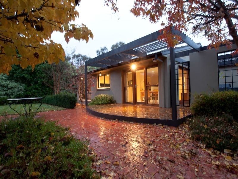 18 Payne Place, Fadden ACT 2904