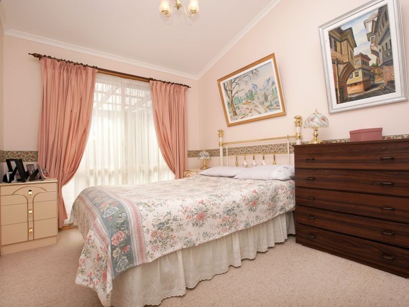 5 Myles Connell Crescent, Gordon ACT 2906