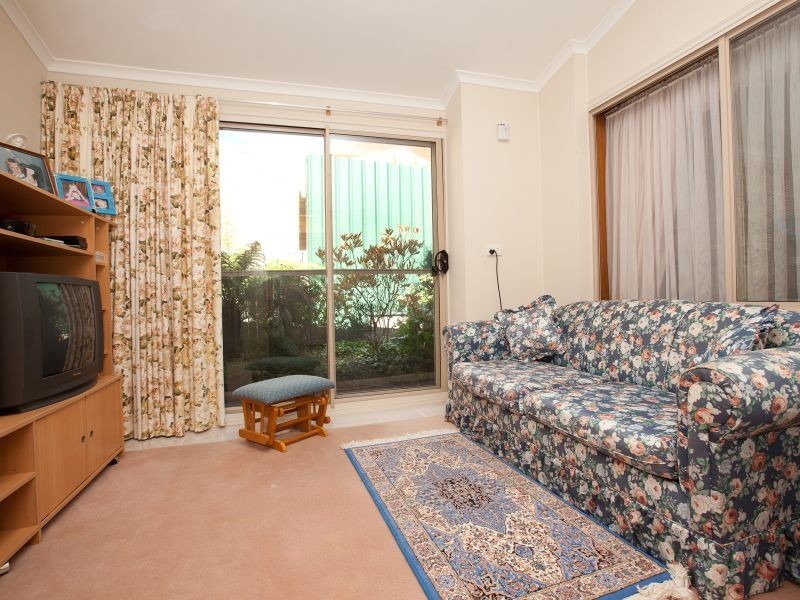 5 Myles Connell Crescent, Gordon ACT 2906