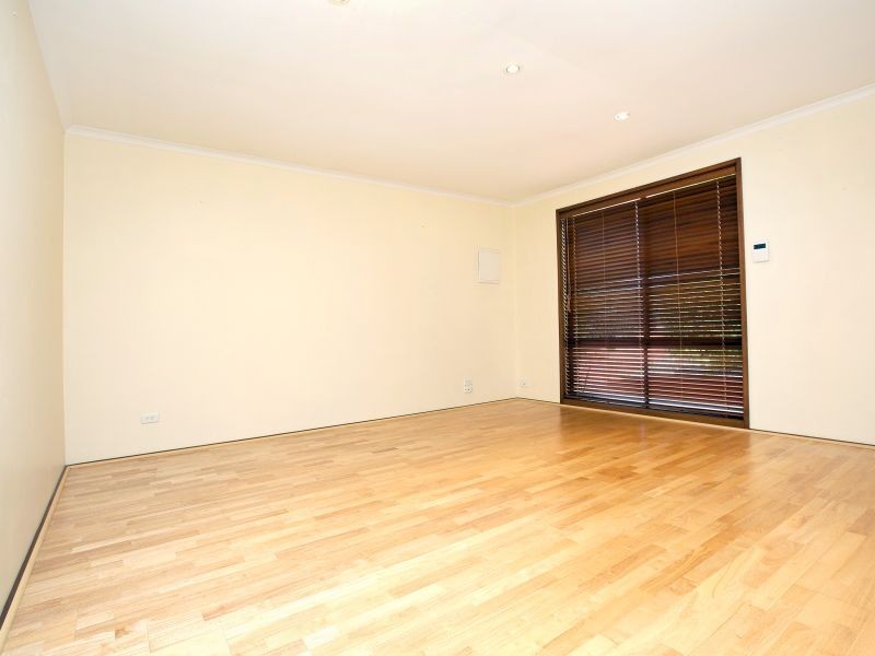 21 Hadleigh Circuit, Isabella Plains ACT 2905