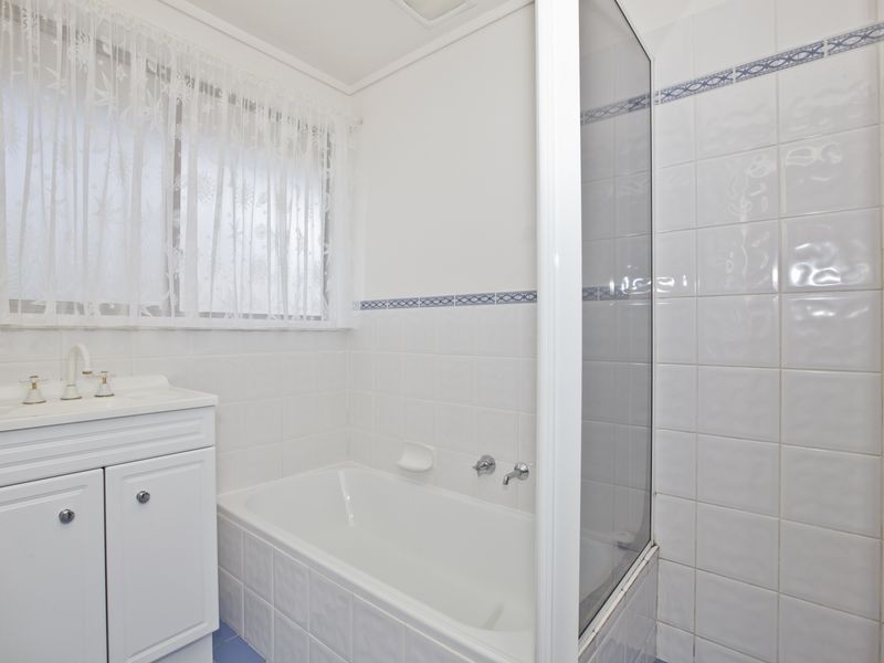 71 Livingston Avenue, Kambah ACT 2902