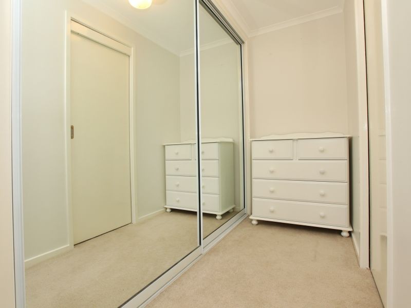 28 Rowntree Crescent, Isaacs ACT 2607