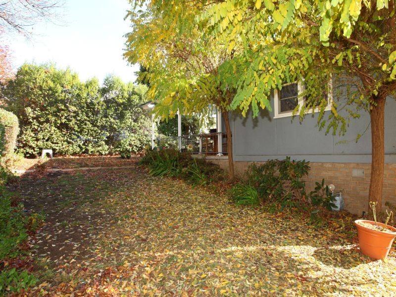 15 Schlich Street, Yarralumla ACT 2600