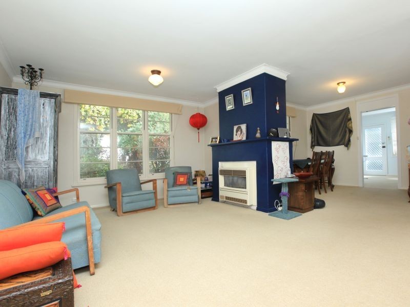 15 Schlich Street, Yarralumla ACT 2600
