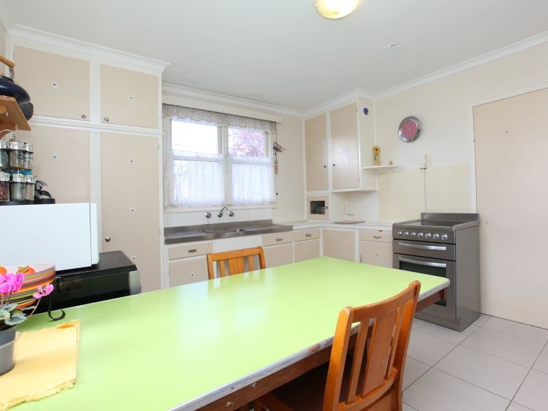 15 Schlich Street, Yarralumla ACT 2600