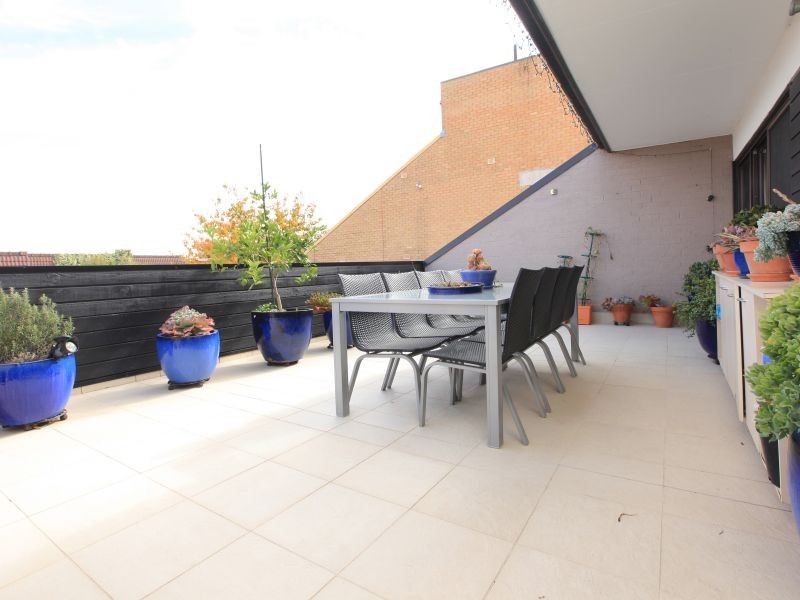 6/3 Garran Place, Garran ACT 2605