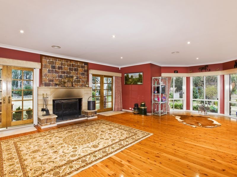 296 East Tallagandra Lane, Sutton NSW 2620