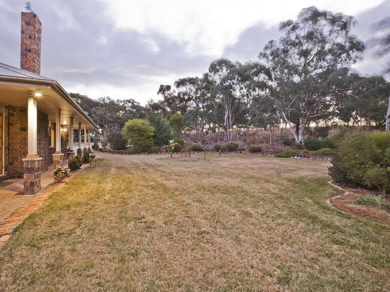 296 East Tallagandra Lane, Sutton NSW 2620