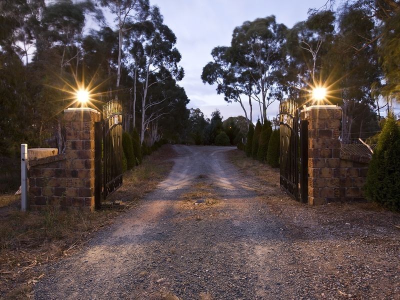 296 East Tallagandra Lane, Sutton NSW 2620