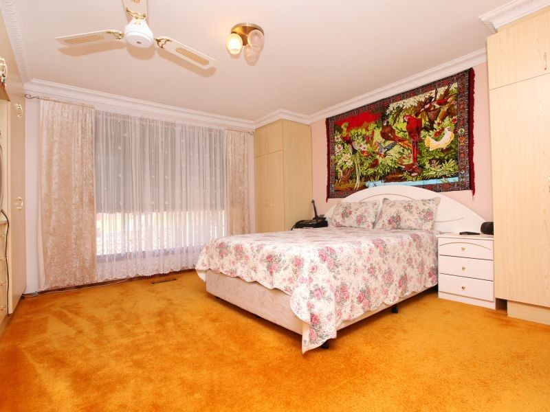 81 Tharwa Road, Queanbeyan NSW 2620