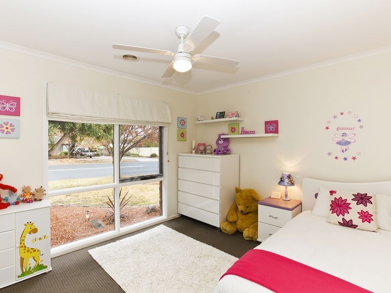73 Beattie Crescent, Chisholm ACT 2905