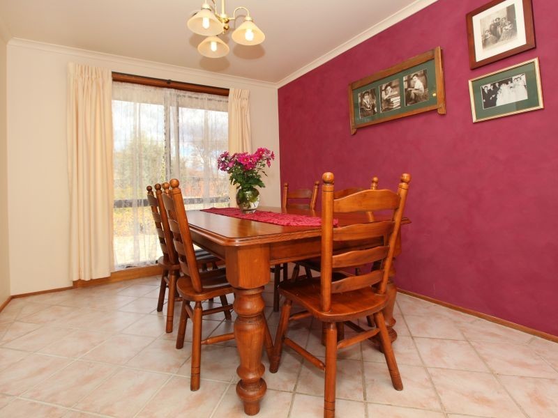 26 Johnstone Circuit, Calwell ACT 2905