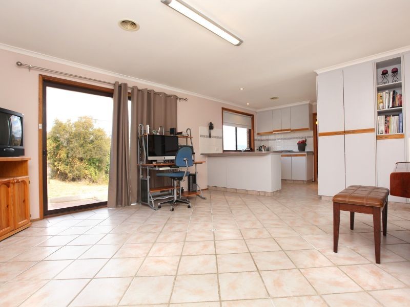 26 Johnstone Circuit, Calwell ACT 2905