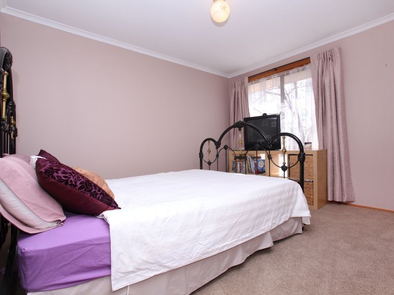 26 Johnstone Circuit, Calwell ACT 2905