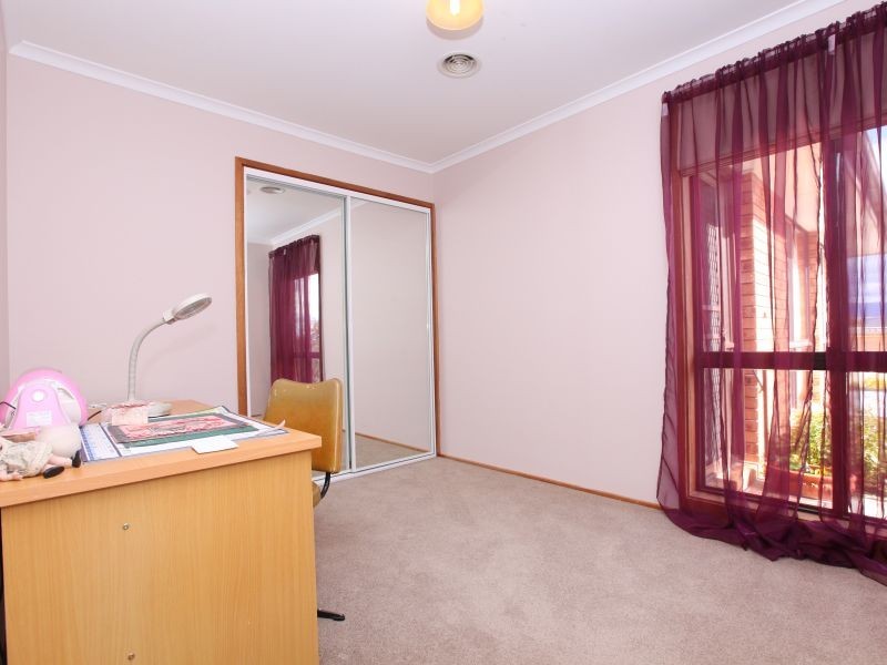 26 Johnstone Circuit, Calwell ACT 2905