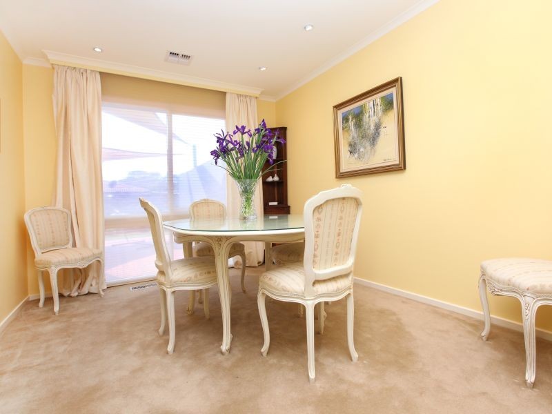 193 Castleton Crescent, Gowrie ACT 2904