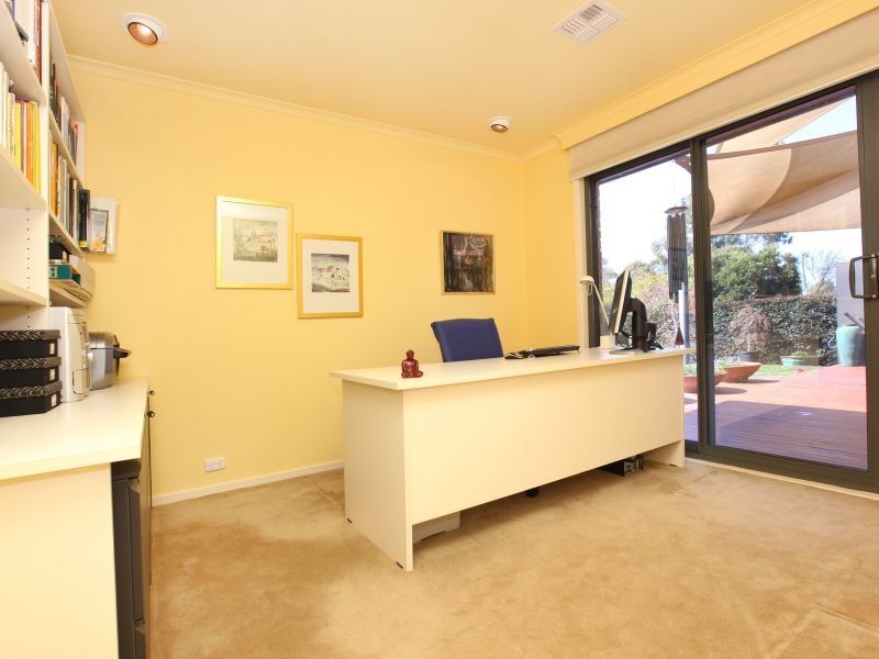 193 Castleton Crescent, Gowrie ACT 2904