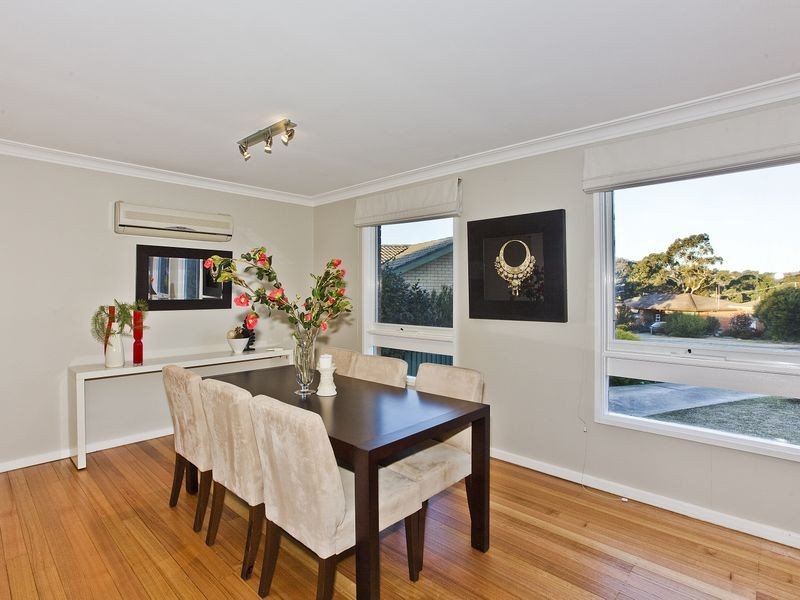 10 Ligar Place, Holder ACT 2611