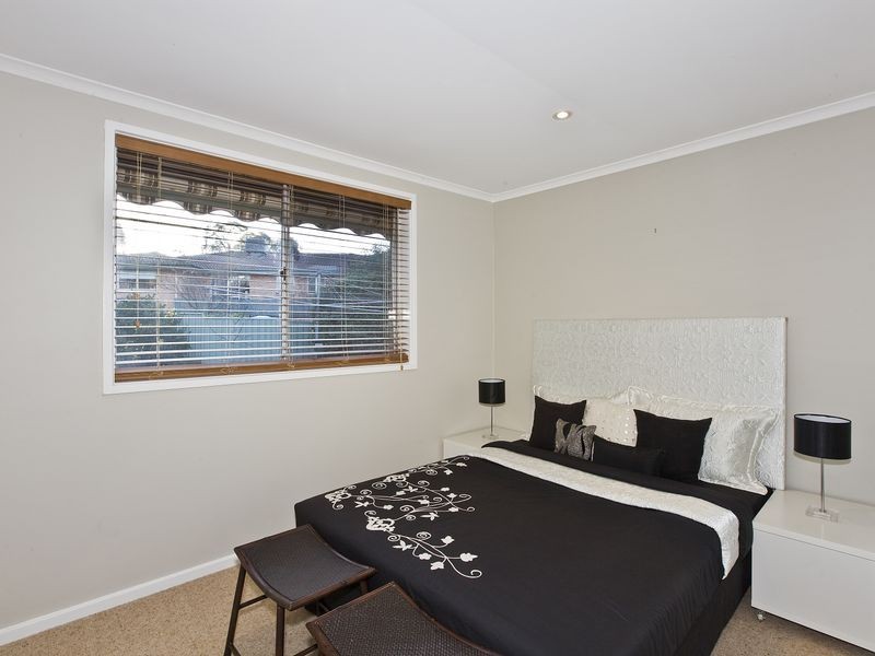 10 Ligar Place, Holder ACT 2611