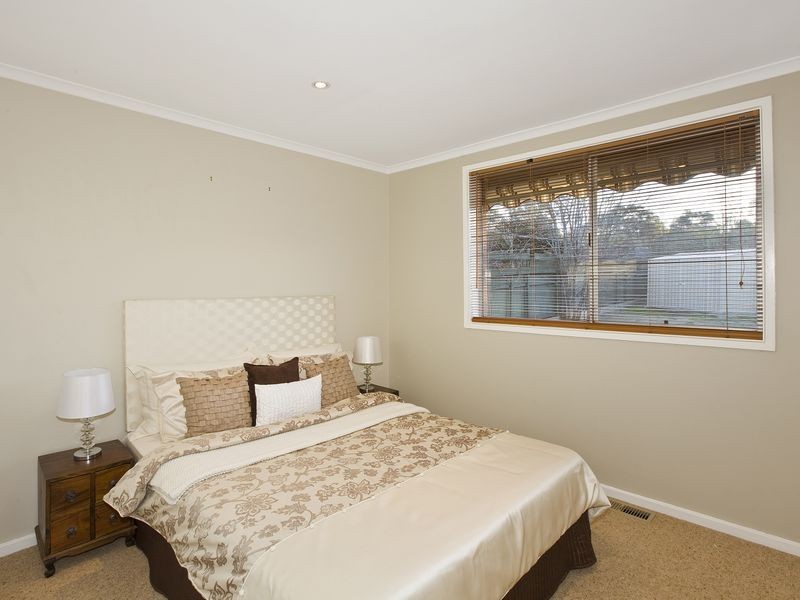 10 Ligar Place, Holder ACT 2611