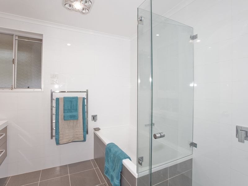 10 Ligar Place, Holder ACT 2611