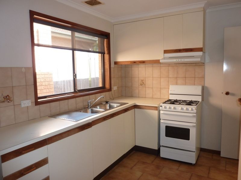 77 Julia Flynn Avenue, Isaacs ACT 2607