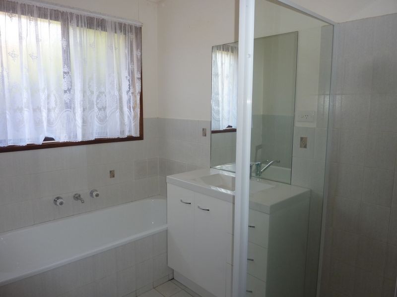 77 Julia Flynn Avenue, Isaacs ACT 2607