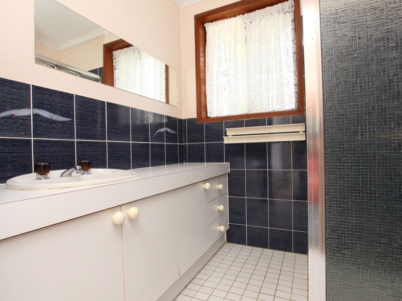 4 Fryar Place, Fadden ACT 2904