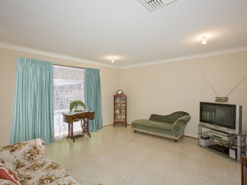 10 Minnett Close, Gordon ACT 2906