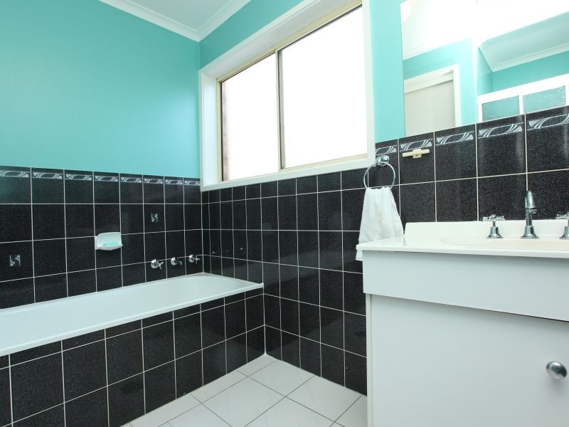 17 Heidelberg Street, Conder ACT 2906