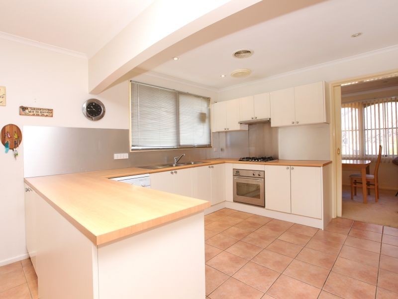 75 Boddington Crescent, Kambah ACT 2902