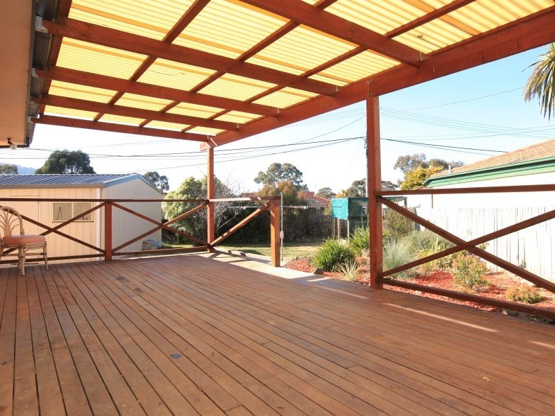75 Boddington Crescent, Kambah ACT 2902