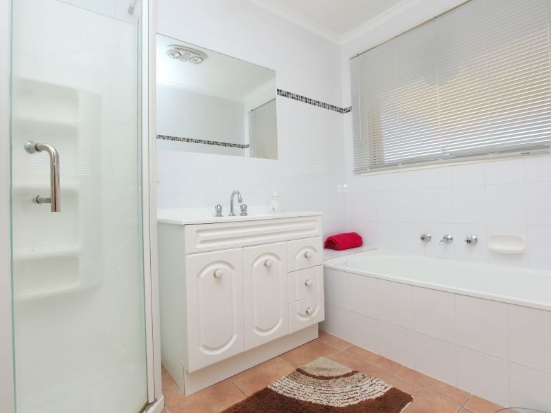 75 Boddington Crescent, Kambah ACT 2902