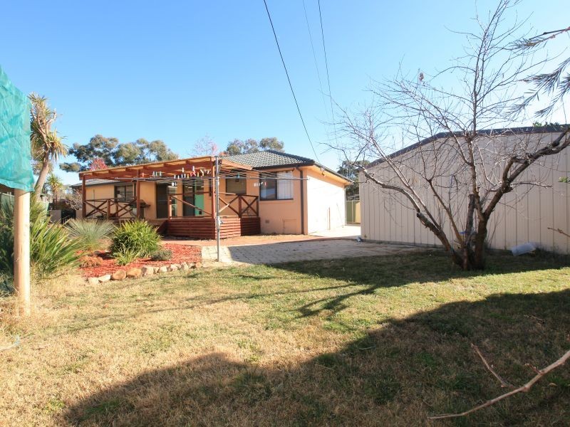 75 Boddington Crescent, Kambah ACT 2902