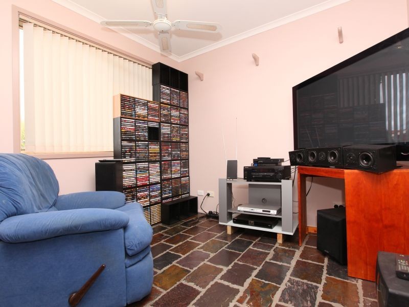 5 Pryor Place, Conder ACT 2906