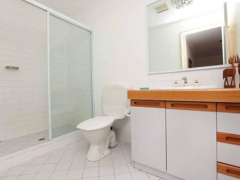 4 Luckins Place, Fadden ACT 2904