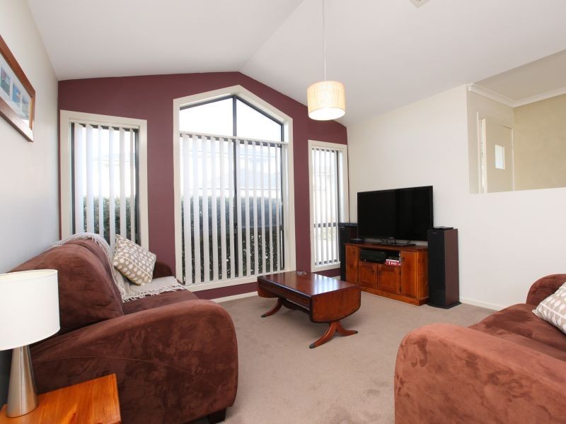 5/4-6 McMahon Drive, Bungendore NSW 2621