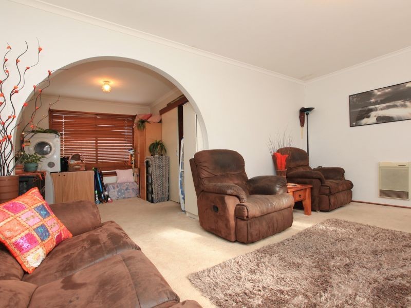 44 Burtt Crescent, Calwell ACT 2905