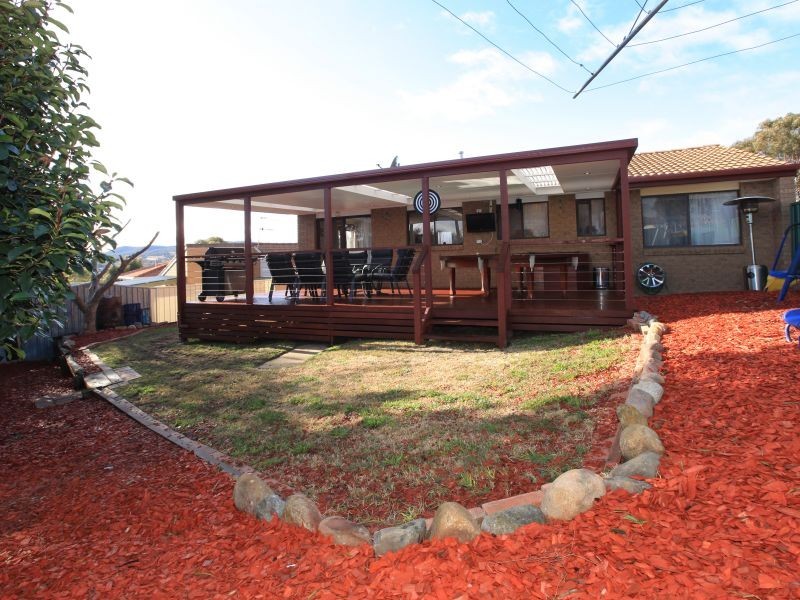 16 Carpenter Close, Calwell ACT 2905